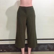 Army Green 3/4 Pants (Size 12)