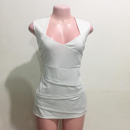 Stretchy White Top (Size 14-16)